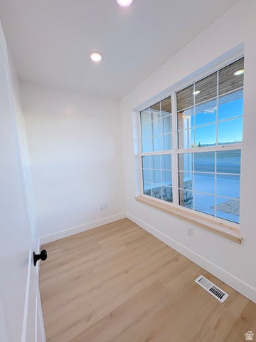 976 976 N 180 W, Mayfield, Utah, 84643, USA, 3 Bedrooms Bedrooms, ,2 BathroomsBathrooms,Residential,For Sale,976 N 180 W,2155406