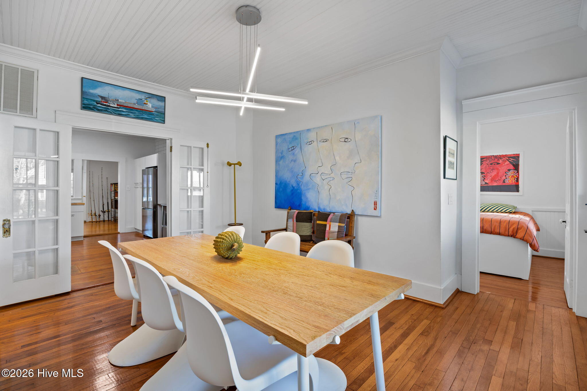 This Historic Home comes furnished with 2 Maritime Painting all other – image 5