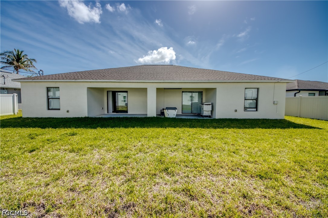 3814/3816 SW 15th Place, Cape Coral, Florida, 33914, USA, 6 Bedrooms Bedrooms, ,4 BathroomsBathrooms,Residential,For Sale,3814/3816 SW 15th Place,4ee870bd-e6f6-43e9-8e56-32f892