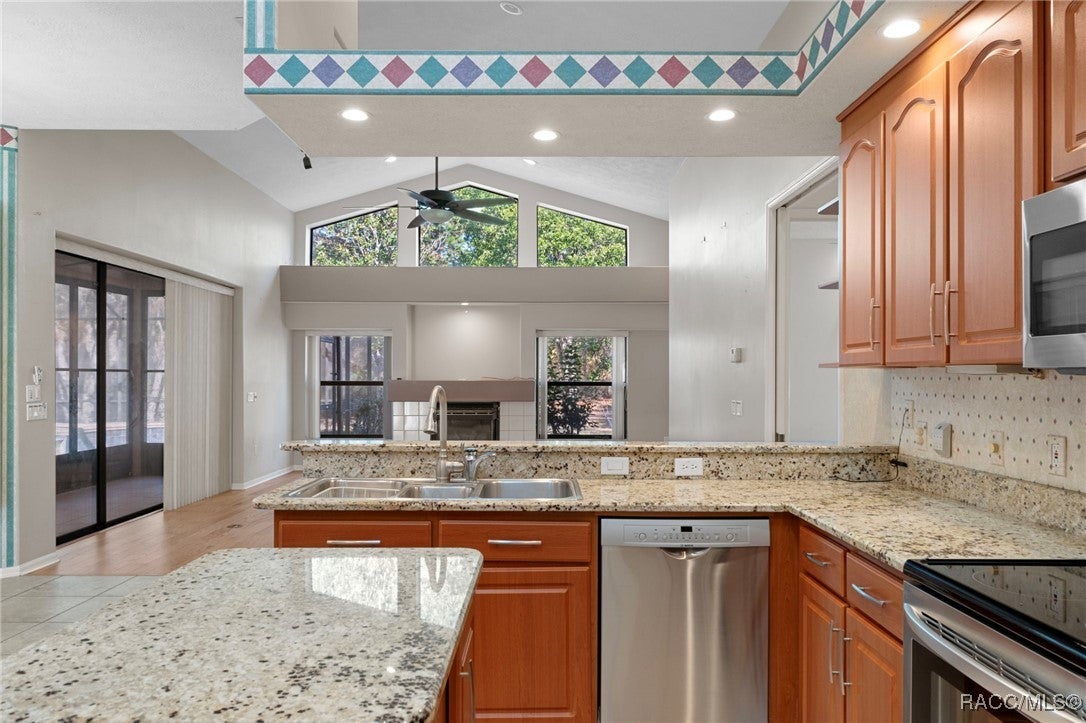 3135 3135 N Buckhorn Drive, Beverly Hills, Florida, 34465, USA, 3 Bedrooms Bedrooms, ,3 BathroomsBathrooms,Residential,For Sale,3135 N Buckhorn Drive,850535