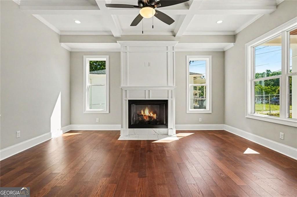 Welcome to this beautifully designed two-story home conveniently locat – image 6