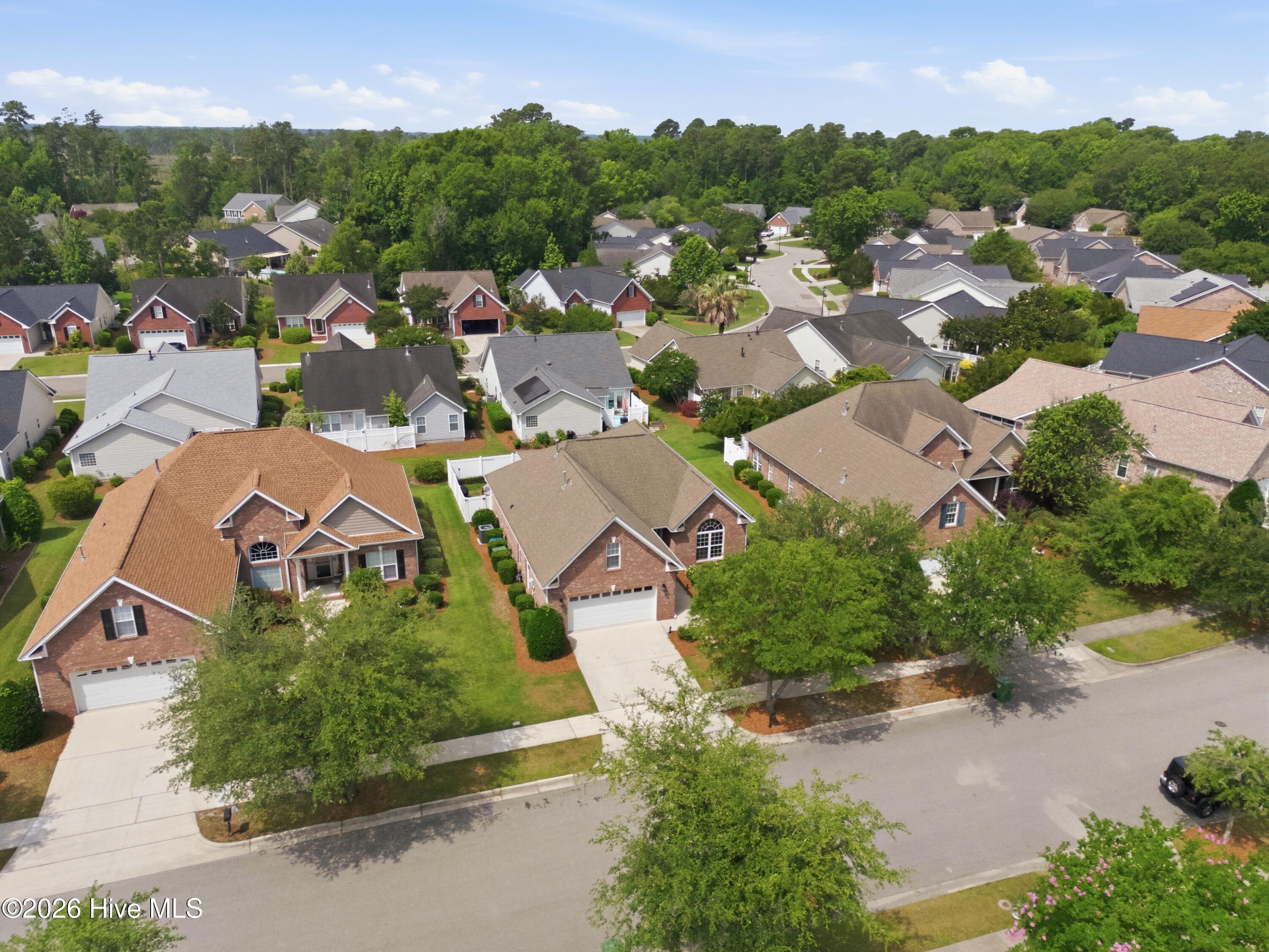 Welcome to this beautifully updated brick home featuring 4 bedrooms an – image 27