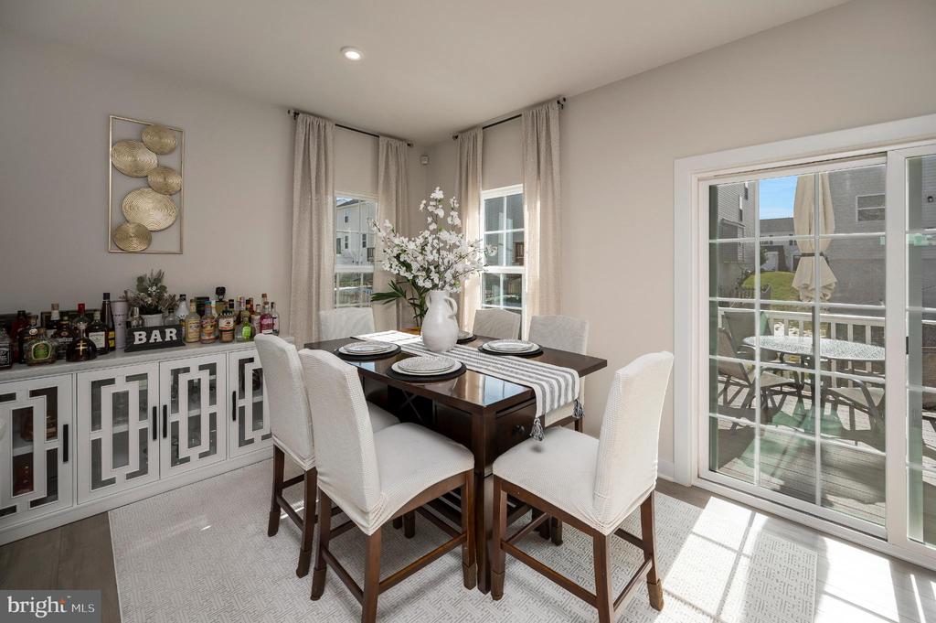 5432 5432 Holley Oak Lane, Fredericksburg, Virginia, 22407, USA, 4 Bedrooms Bedrooms, ,4 BathroomsBathrooms,Residential,For Sale,5432 Holley Oak Lane,VASP2038896