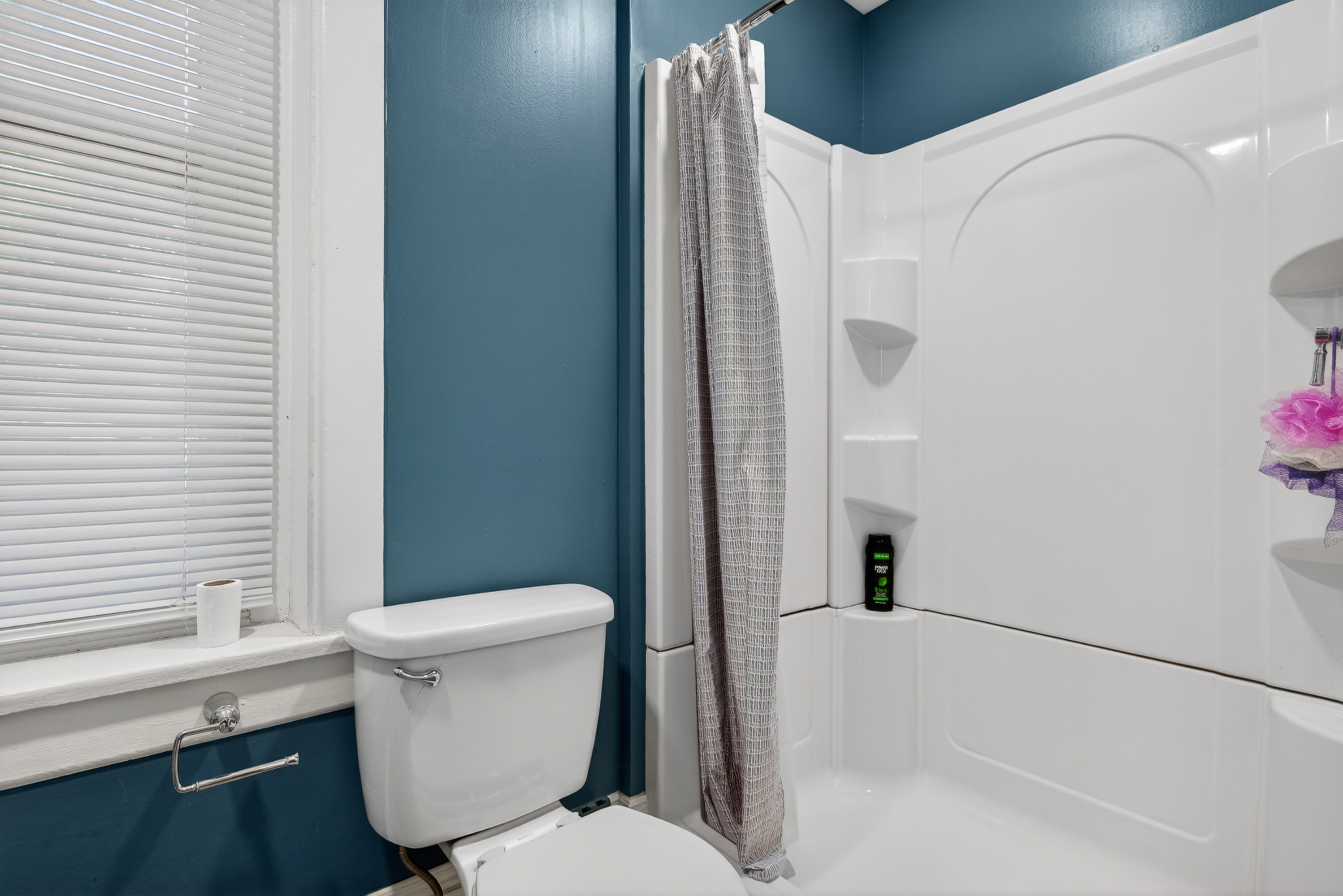 Endless possibilities await at 4023 Minute Drive! This unique and beau – image 14