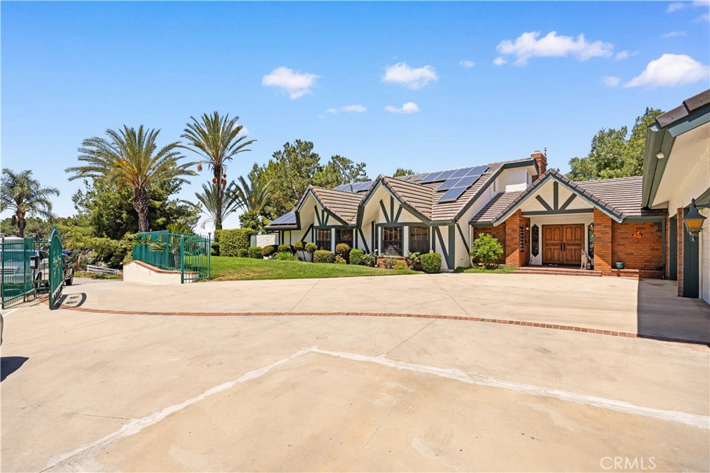 2360 2360 Oakleaf Canyon Road, Walnut, California, 91789, USA, 5 Bedrooms Bedrooms, ,5 BathroomsBathrooms,Residential,For Sale,2360 Oakleaf Canyon Road,CV25117462