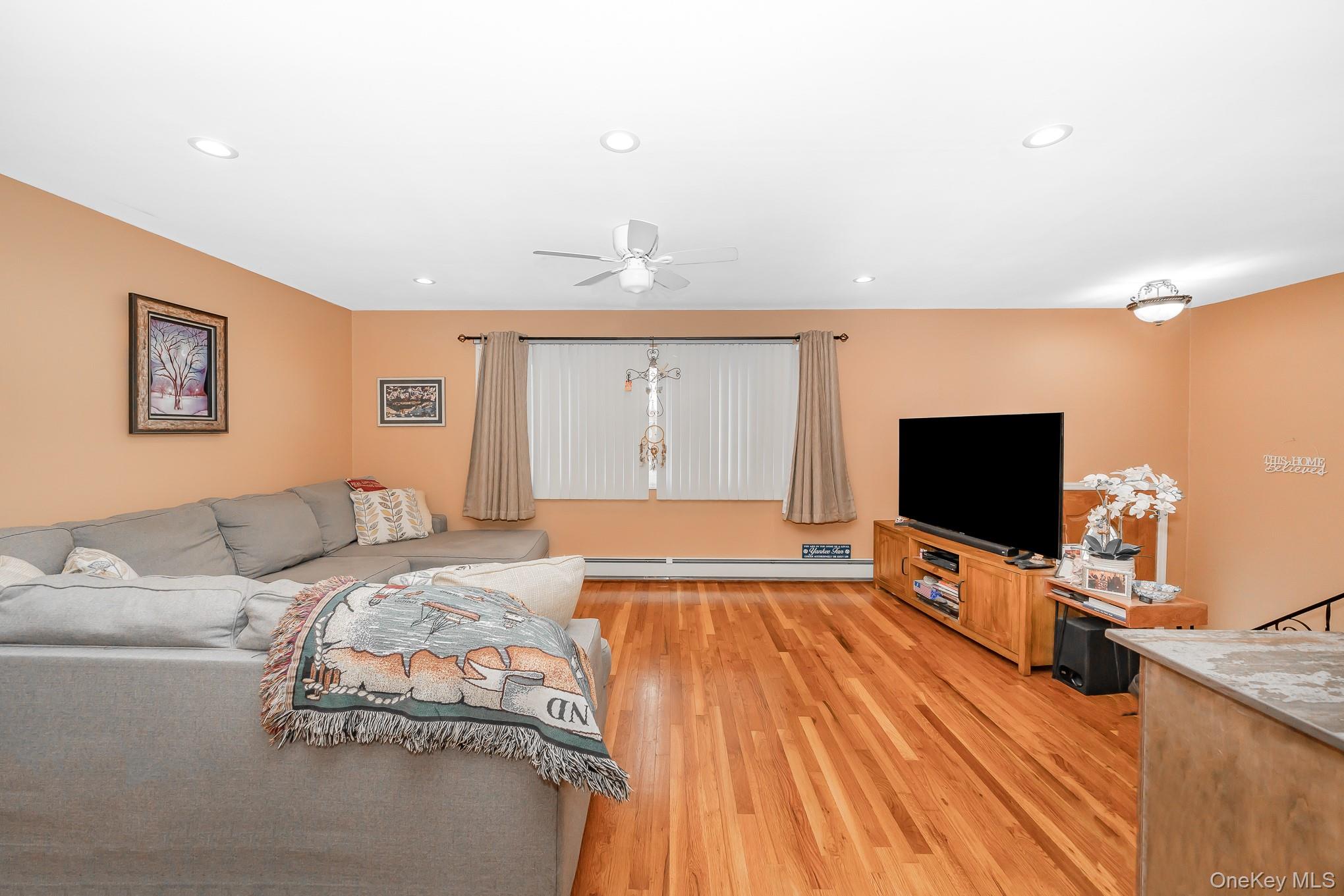 Welcome to this spacious Hi Ranch located on a quiet dead end street i – image 25