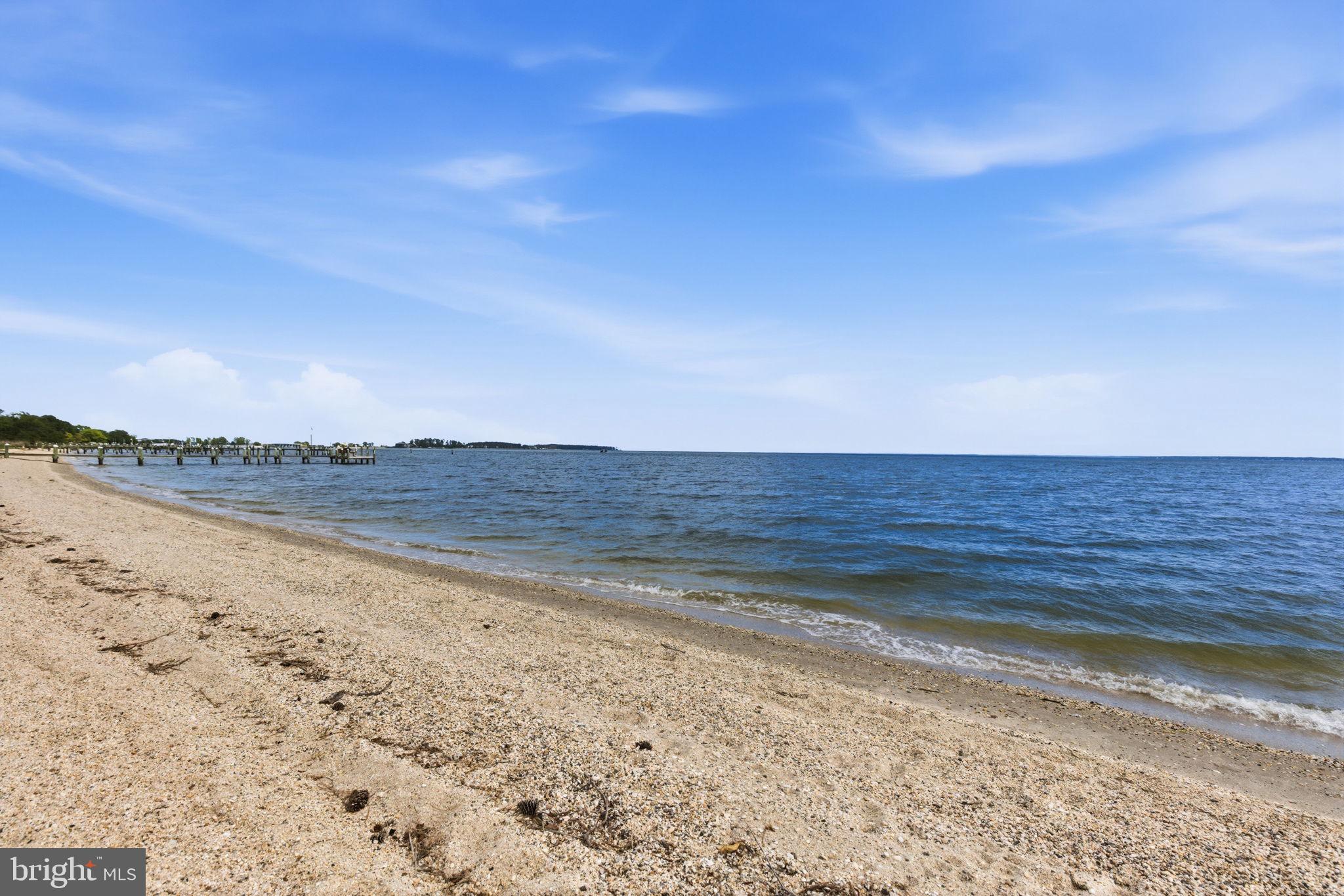 Enjoy effortless waterfront living in Southern Maryland from this prem – image 15