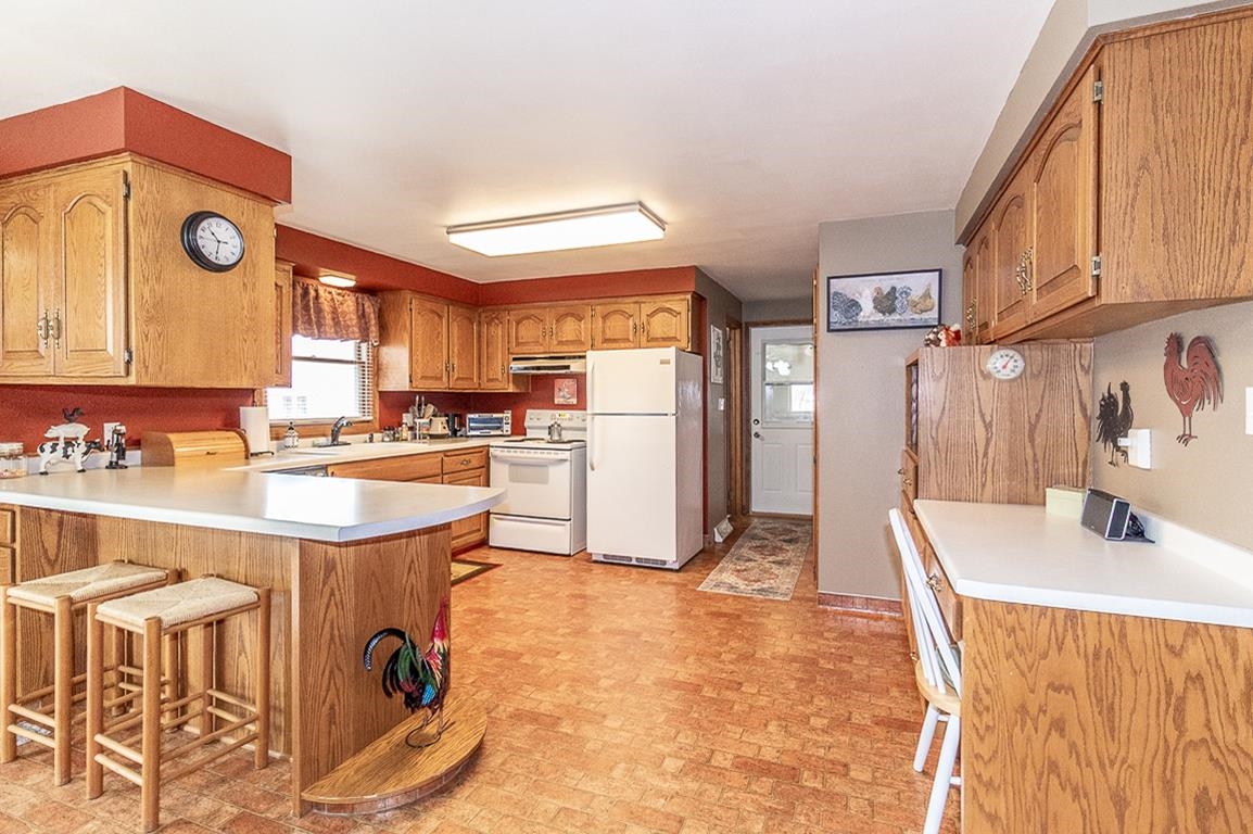 N5201 Lower Road, Shiocton, Wisconsin, 54170-9132, USA, 3 Bedrooms Bedrooms, ,2 BathroomsBathrooms,Residential,For Sale,N5201 Lower Road,86ab8ace-a03c-4b7b-9366-5f3e37