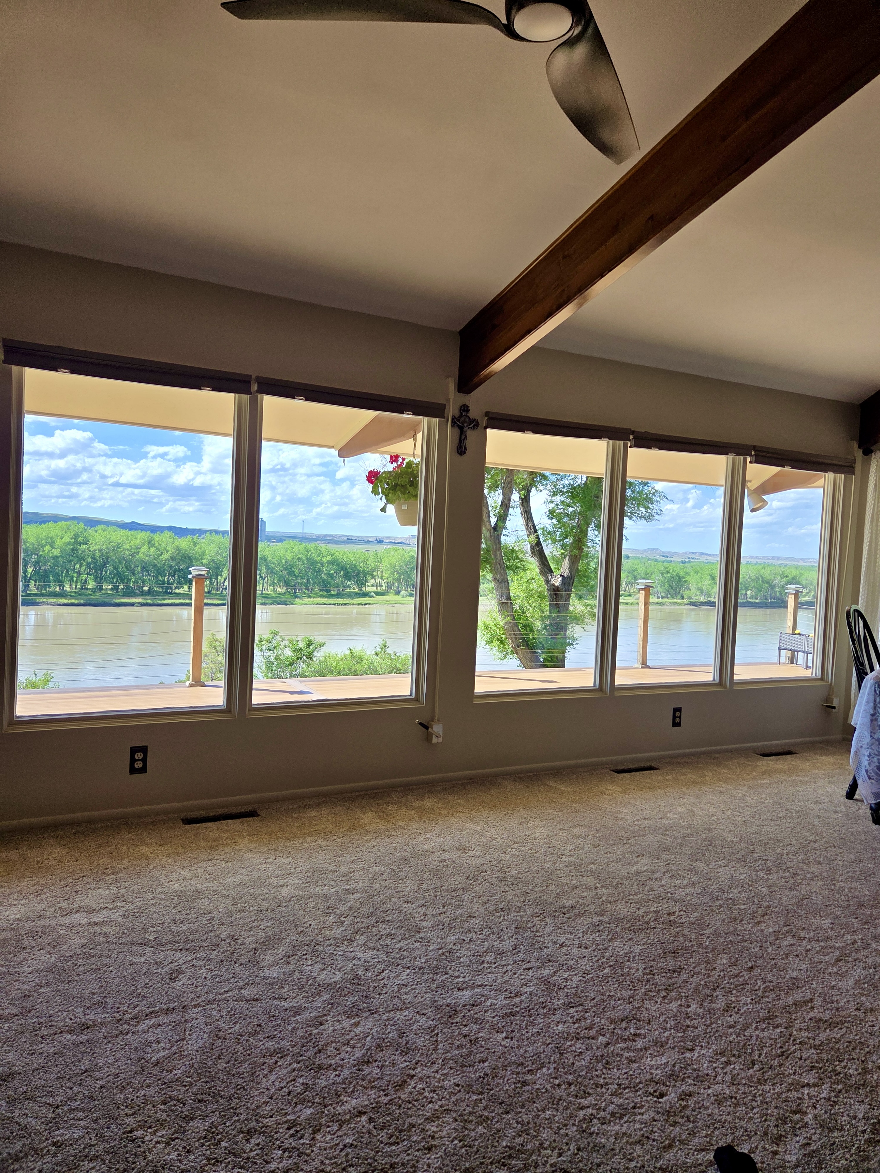 2 2 Fairgrounds Road, Glendive, Montana, 59330, USA, 3 Bedrooms Bedrooms, ,3 BathroomsBathrooms,Residential,For Sale,2 Fairgrounds Road,409049