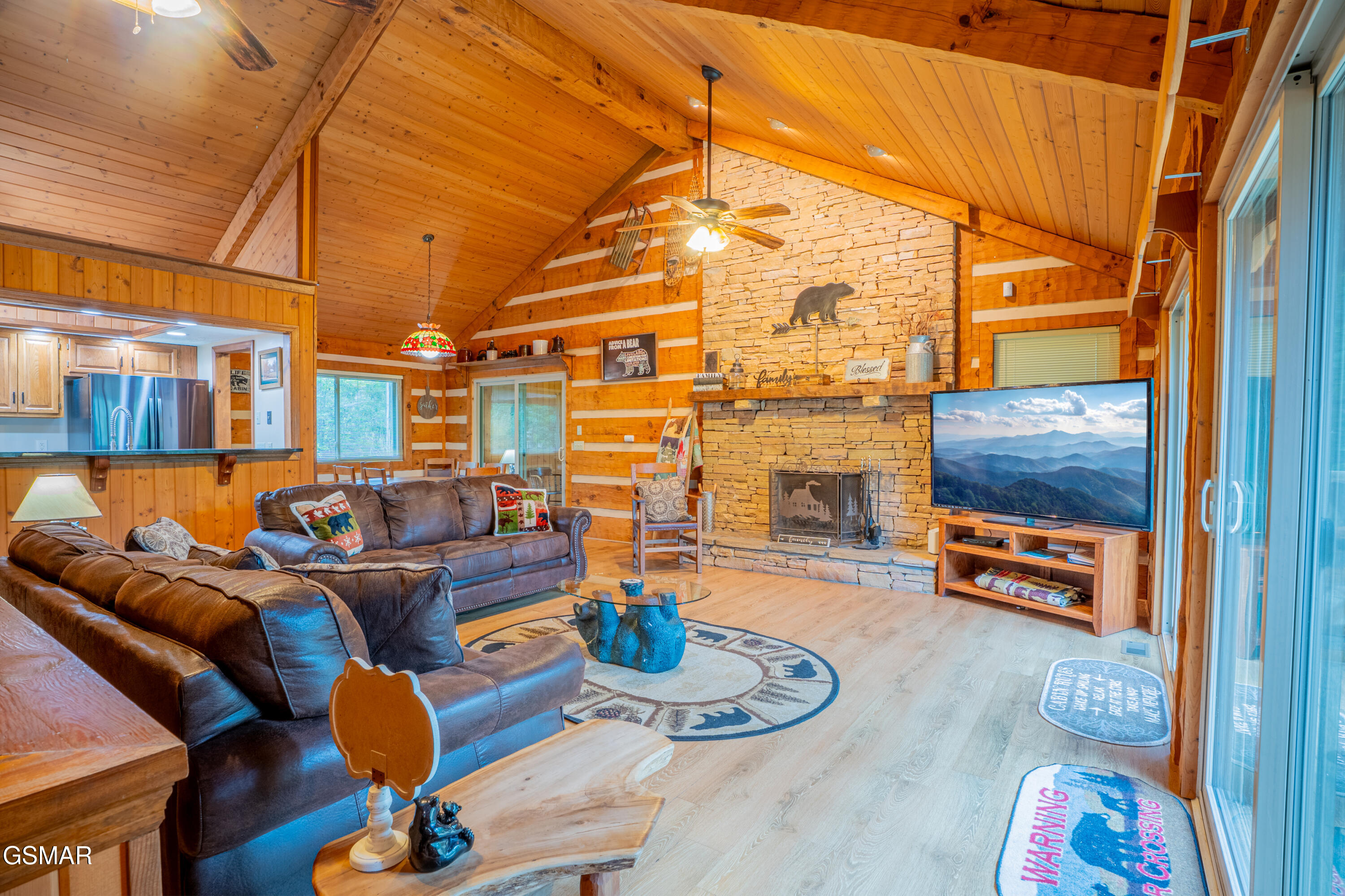 317 317 Matterhorn Drive, Gatlinburg, Tennessee, 37738, USA, 2 Bedrooms Bedrooms, ,3 BathroomsBathrooms,Residential,For Sale,317 Matterhorn Drive,308451