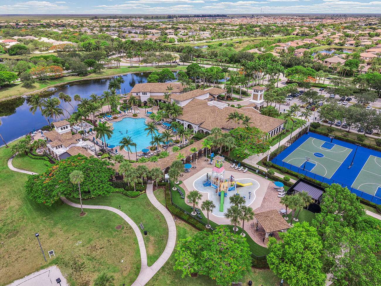 Welcome to Heron Bay, a beautiful and desirable gated community offeri – image 39