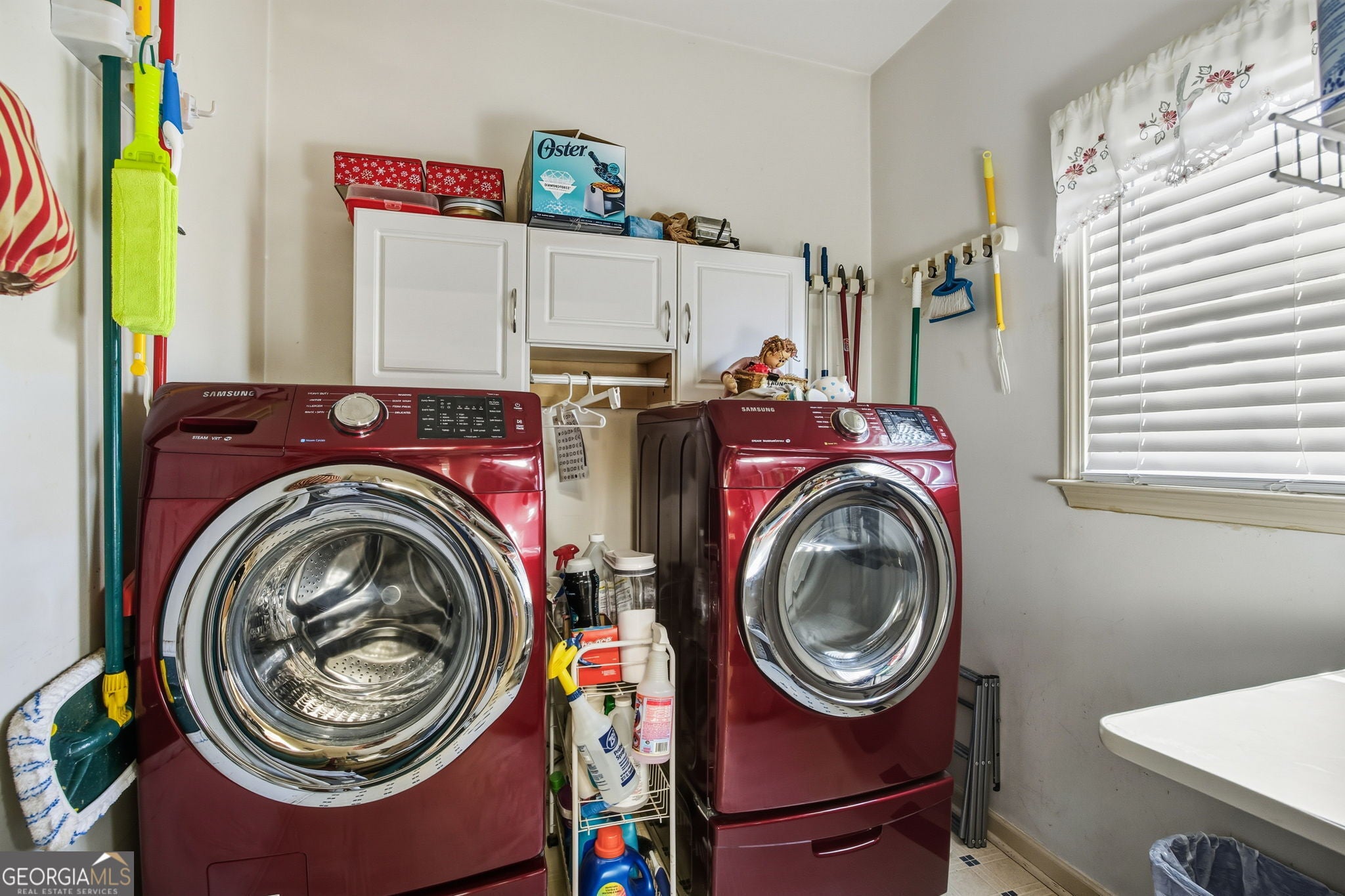 Welcome to this 2 Story home with 4 bedrooms, 3 baths and a partially – image 23