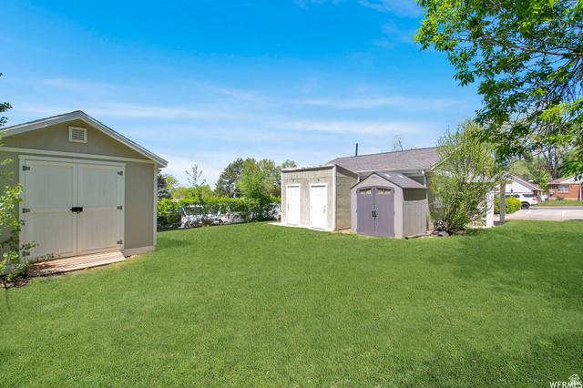 889 889 W 3600 S, Bountiful, Utah, 84010, USA, 4 Bedrooms Bedrooms, ,2 BathroomsBathrooms,Residential,For Sale,889 W 3600 S,ae96fc8c-b5fe-4c0c-a2b0-391454