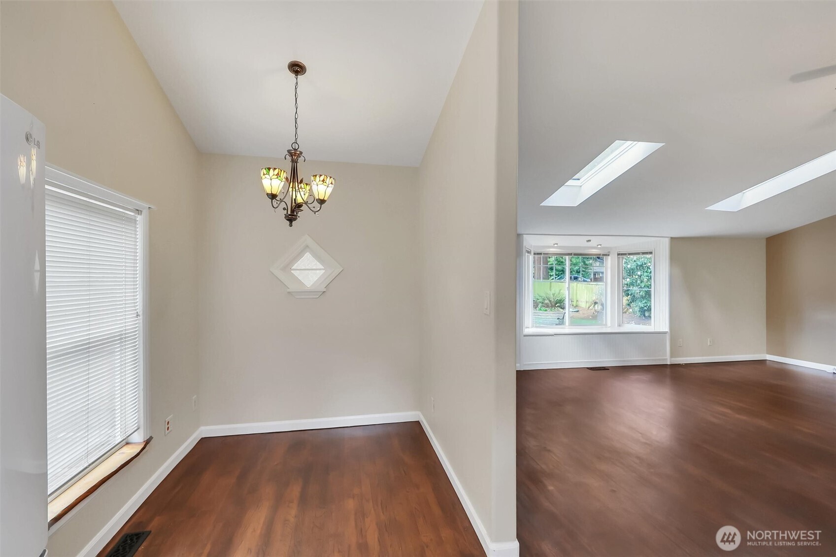 13722 13722 Interlake Avenue, Seattle, Washington, 98133, USA, 2 Bedrooms Bedrooms, ,2 BathroomsBathrooms,Residential,For Sale,13722 Interlake Avenue,2490690