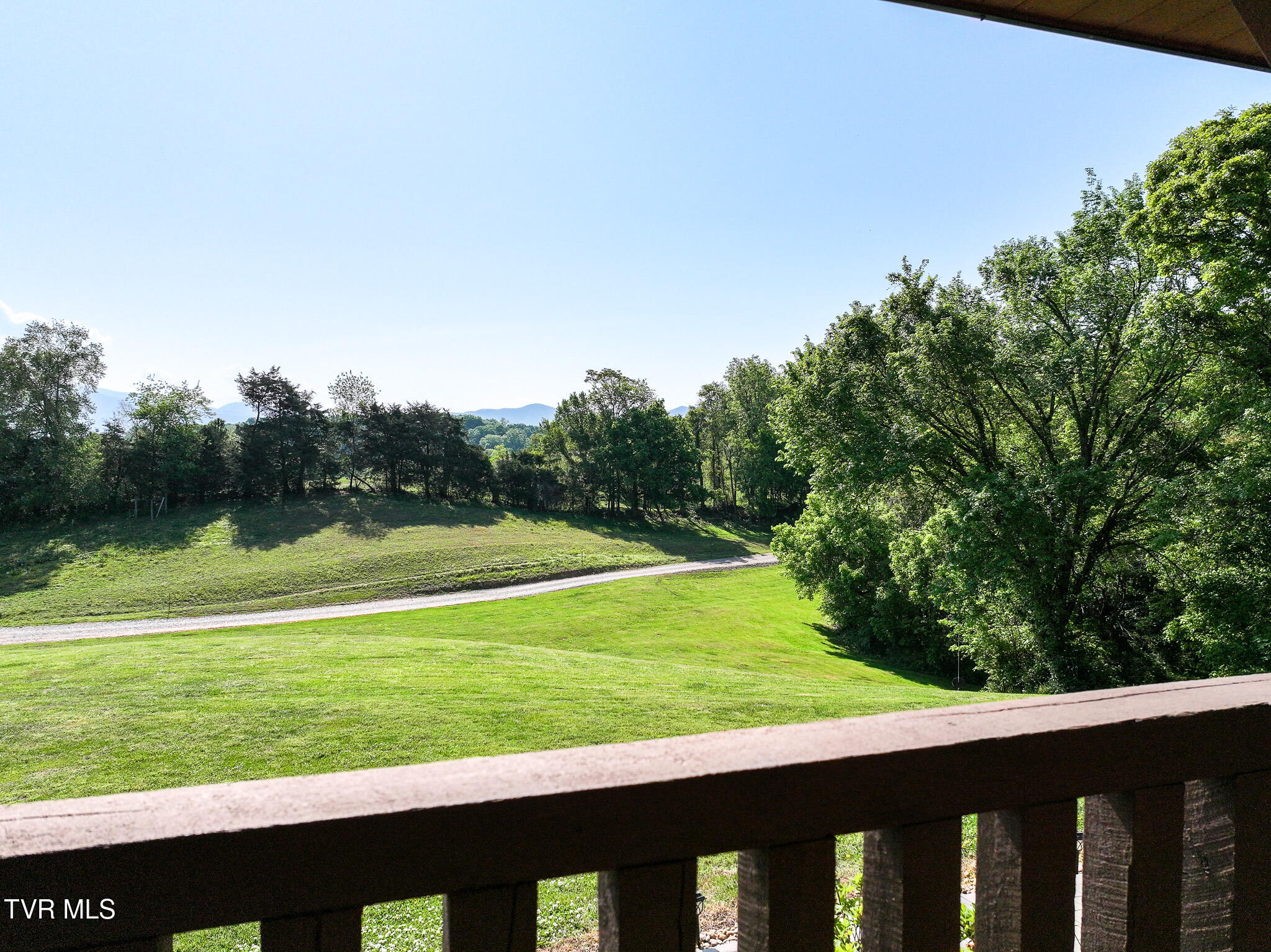 1980 1980 South Allens Bridge Road, Greeneville, Tennessee, 37743, USA, 4 Bedrooms Bedrooms, ,4 BathroomsBathrooms,Residential,For Sale,1980 South Allens Bridge Road,1c90b282-c7a2-433e-bc98-c69cf0
