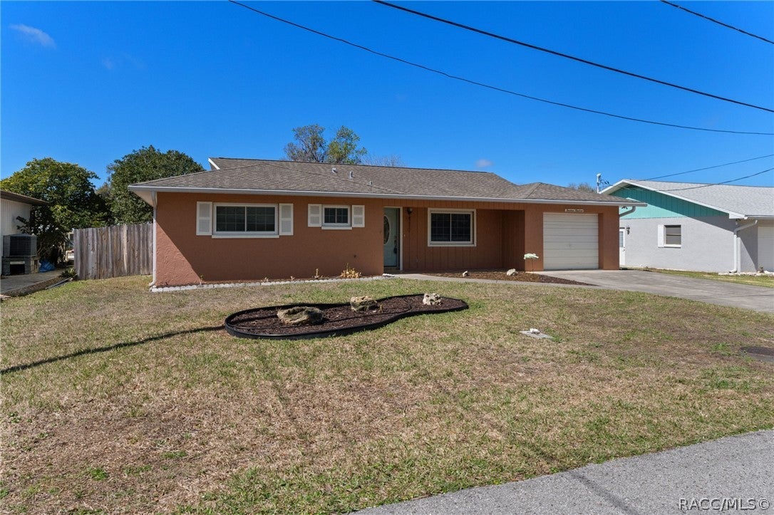 1400 1400 SE 5th Avenue, Crystal River, Florida, 34429, USA, 3 Bedrooms Bedrooms, ,2 BathroomsBathrooms,Residential,For Sale,1400 SE 5th Avenue,852812
