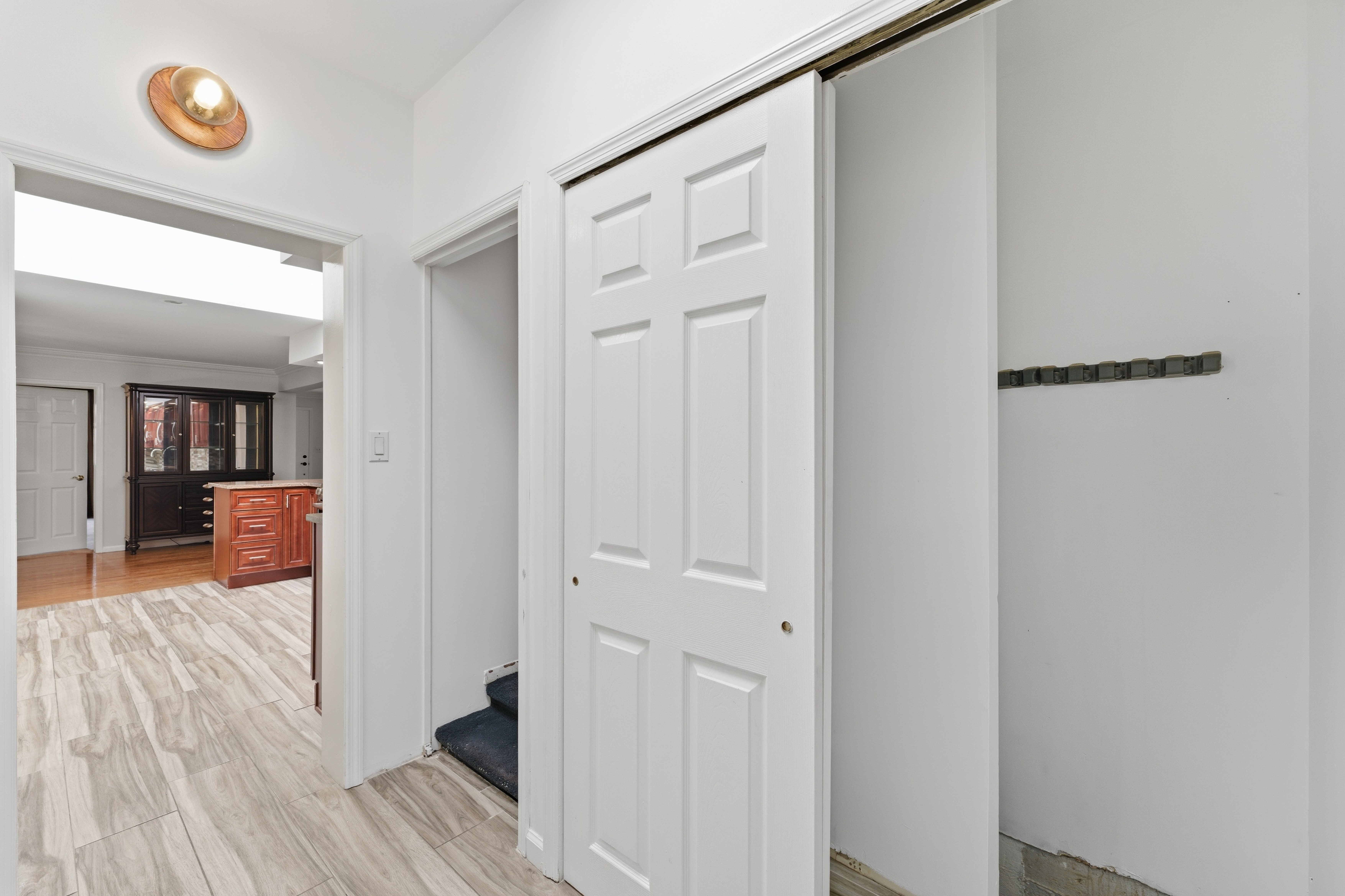 229 229 Centre Avenue, Secaucus, New Jersey, 07094, USA, 4 Bedrooms Bedrooms, ,2 BathroomsBathrooms,Residential,For Sale,229 Centre Avenue,26004821