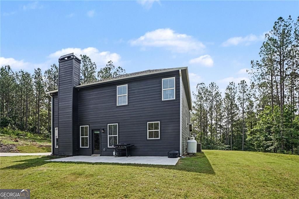 Nestled on 14.38 acres in the countryside, this beautiful 5-bedroom, 3 – image 26