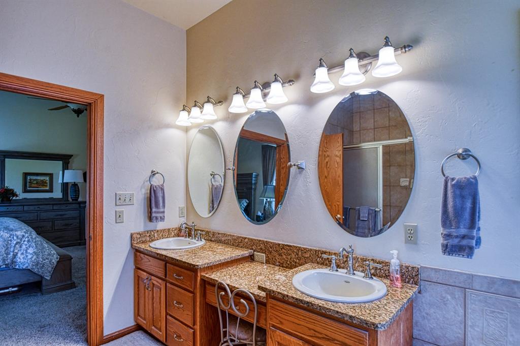 4001 4001 County Road 1520, Stratford, Oklahoma, 74872, USA, 4 Bedrooms Bedrooms, ,3 BathroomsBathrooms,Residential,For Sale,4001 County Road 1520,1235461
