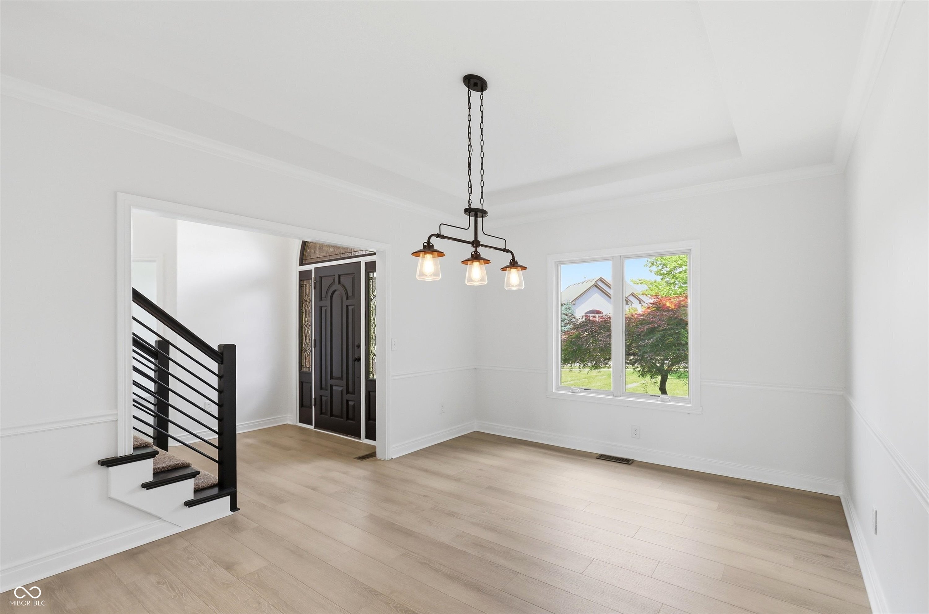 Welcome to this beautifully updated home in the highly sought-after Wa – image 9