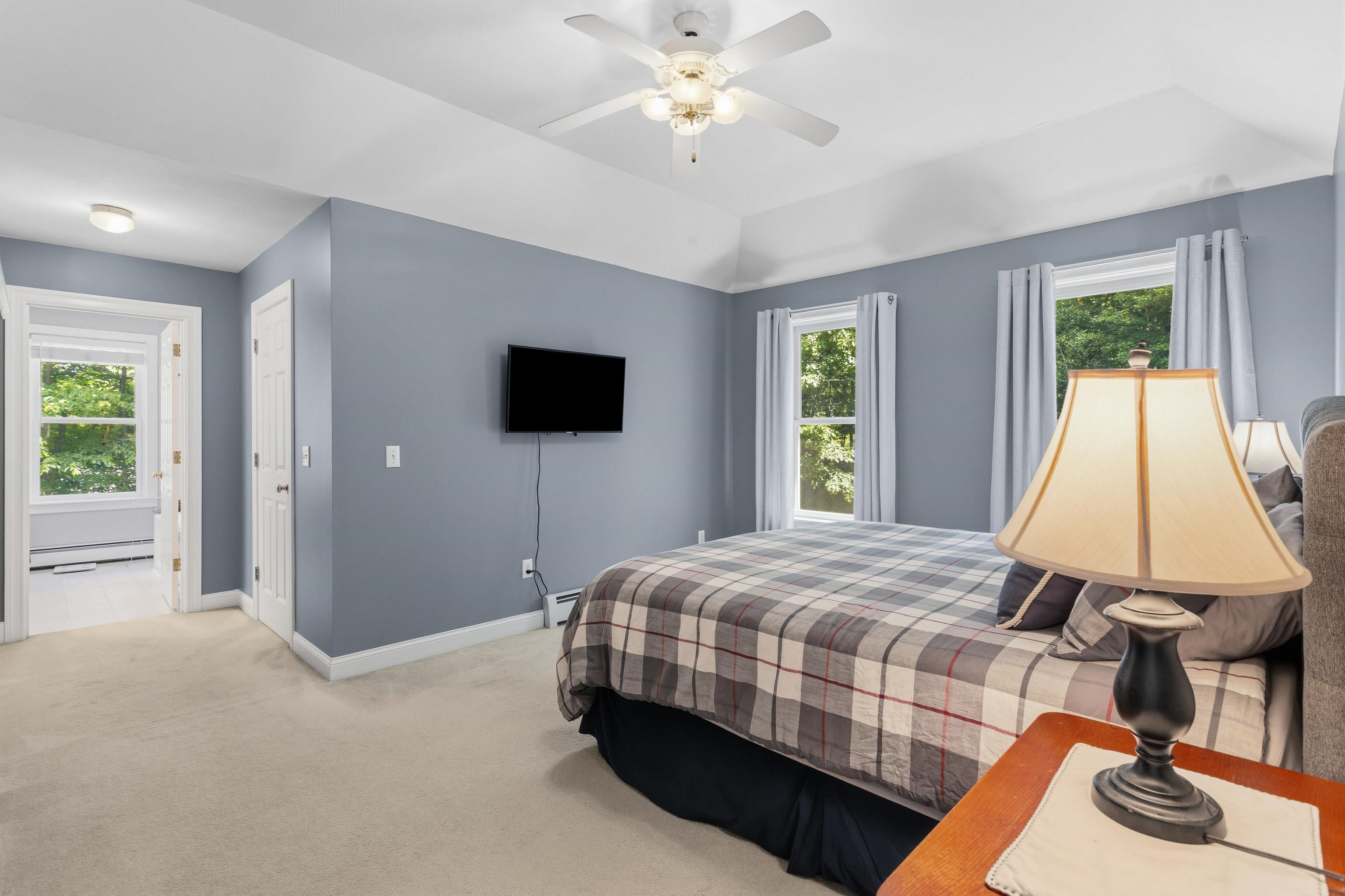 7 7 Premier Drive, Londonderry, New Hampshire, 03053, USA, 4 Bedrooms Bedrooms, ,3 BathroomsBathrooms,Residential,For Sale,7 Premier Drive,5096108
