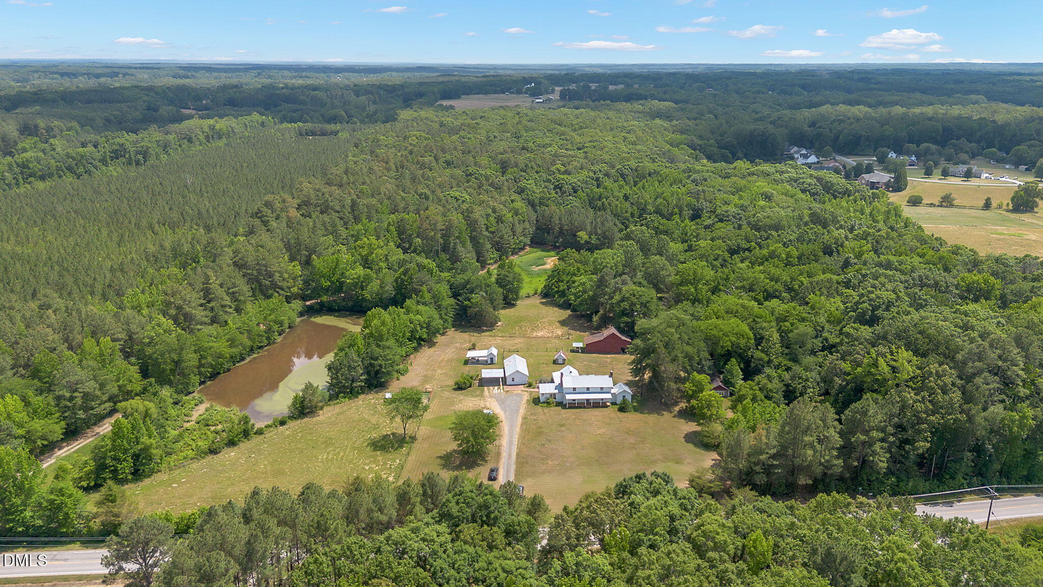 2204 2204 Us-158, Oxford, North Carolina, 27565, USA, 2 Bedrooms Bedrooms, ,2 BathroomsBathrooms,Residential,For Sale,2204 Us-158,10175135