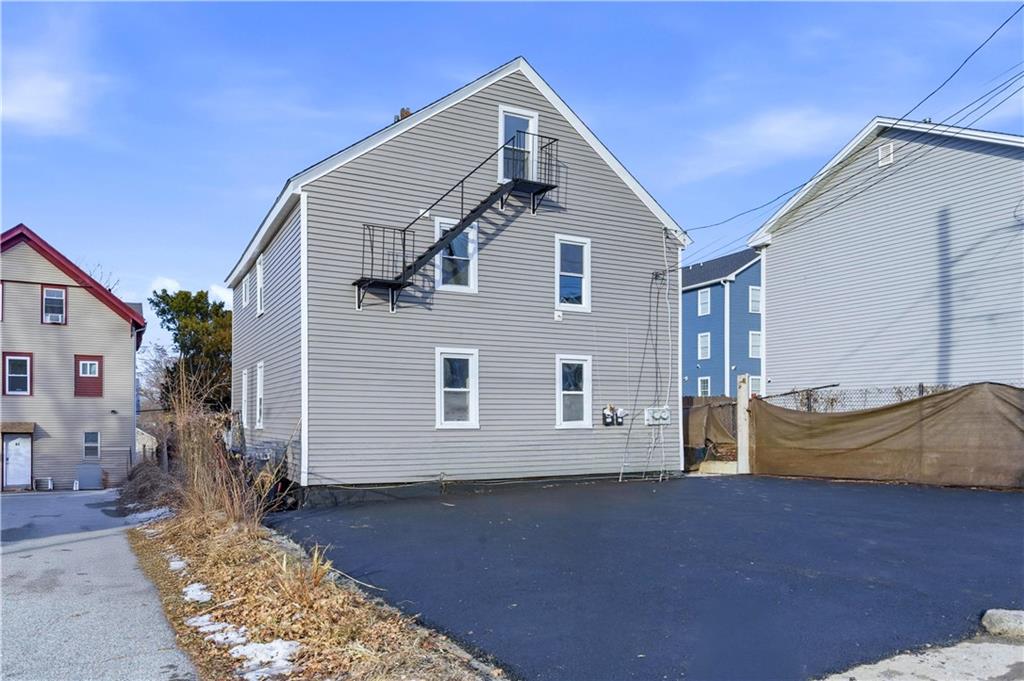 43 43 Jenkins Street, Providence, Rhode Island, 02906, USA, 3 Bedrooms Bedrooms, ,3 BathroomsBathrooms,Residential,For Sale,43 Jenkins Street,307401c6-e516-4f58-9ec1-370aa5