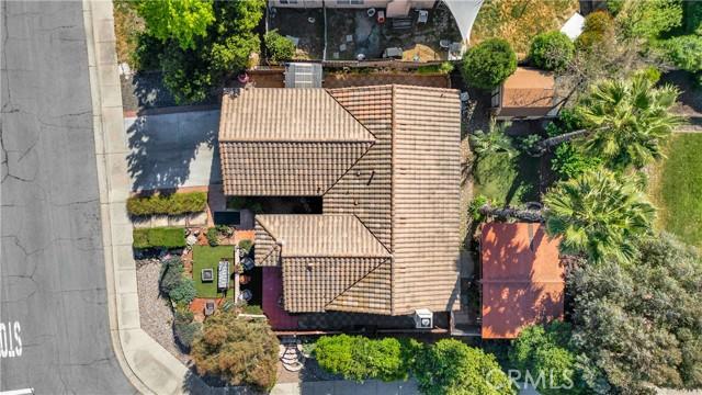 Charming, comfortable, and move-in readythis beautifully updated 3 bed – image 21