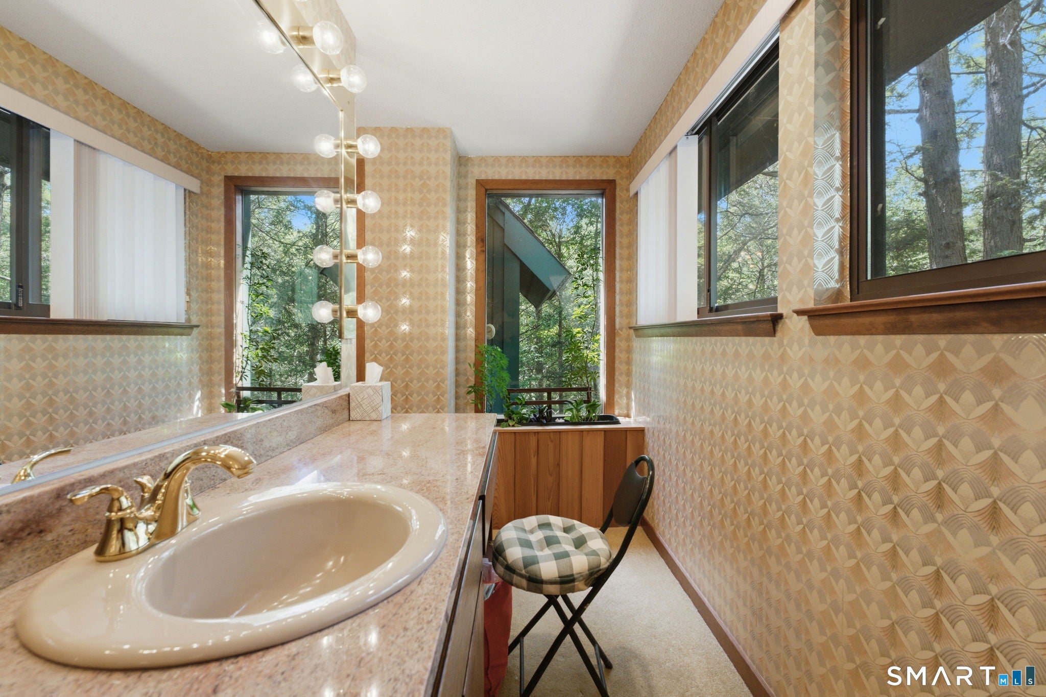 Tucked away in a peaceful wooded setting along the Blackledge River, t – image 22