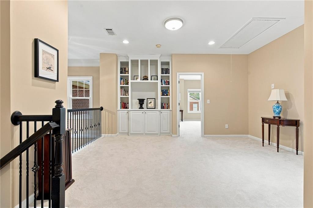 11143 11143 Blackbird Lane, Alpharetta, Georgia, 30022, USA, 4 Bedrooms Bedrooms, ,4 BathroomsBathrooms,Residential,For Sale,11143 Blackbird Lane,7815083