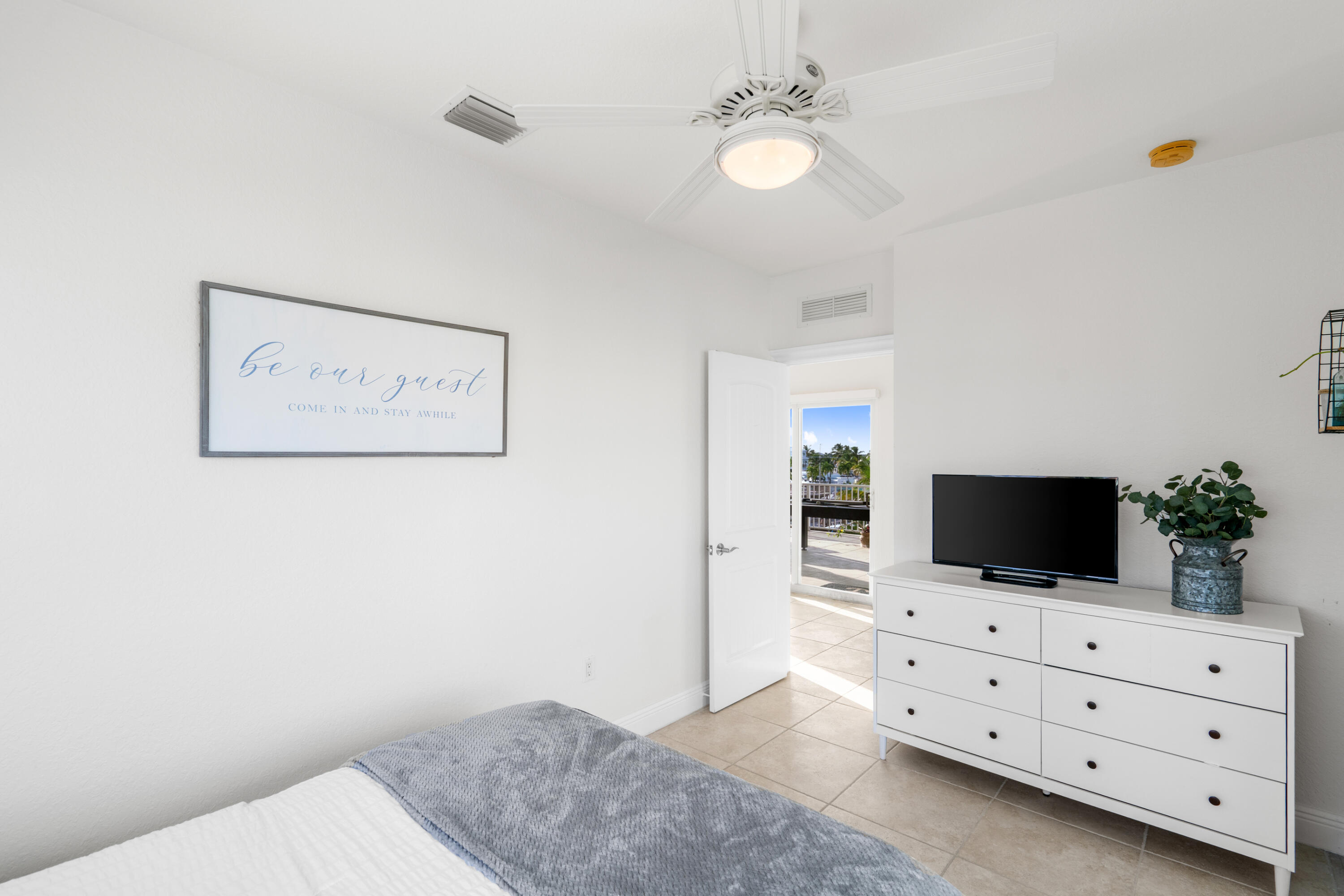 1305 1305 Calder Road, Key Largo, Florida, 33037, USA, 3 Bedrooms Bedrooms, ,3 BathroomsBathrooms,Residential,For Sale,1305 Calder Road,2c139052-5273-4600-a1c7-e66bed