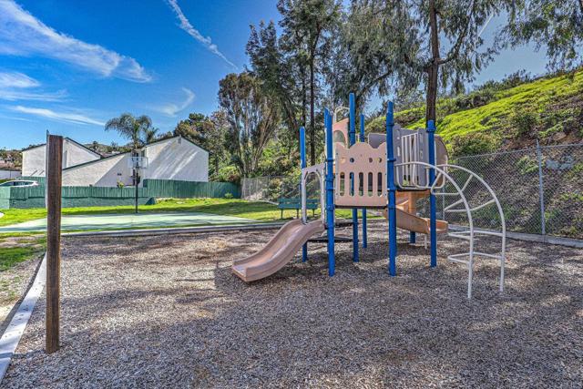 1935 1935 Terracina Cr, Spring Valley, California, 91977, USA, 2 Bedrooms Bedrooms, ,1 BathroomBathrooms,Residential,For Sale,1935 Terracina Cr,34420113-831e-4cfa-9d33-48c072