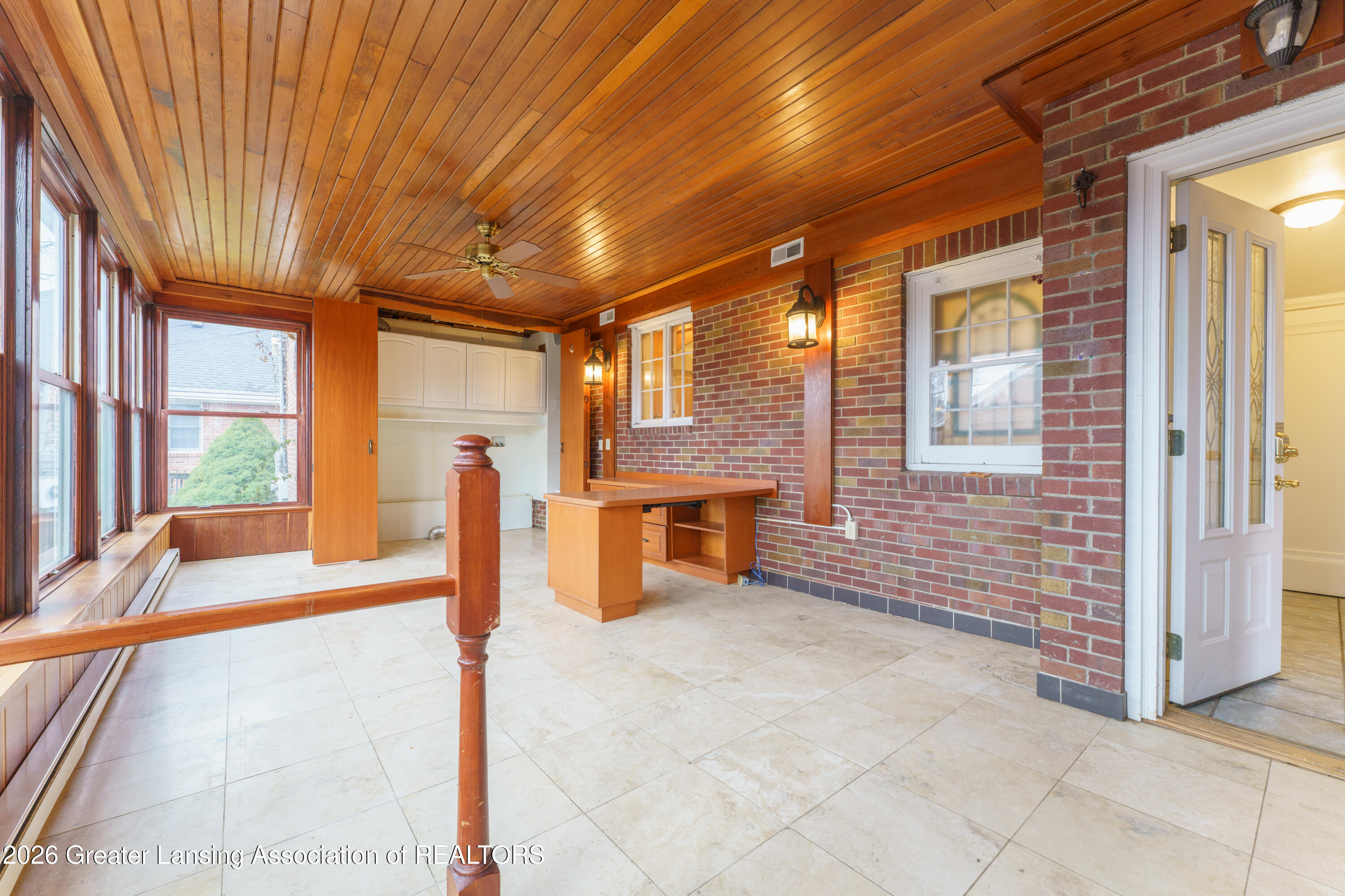 A rare opportunity to score a quintessential Glencairn gem! Gorgeous c – image 24