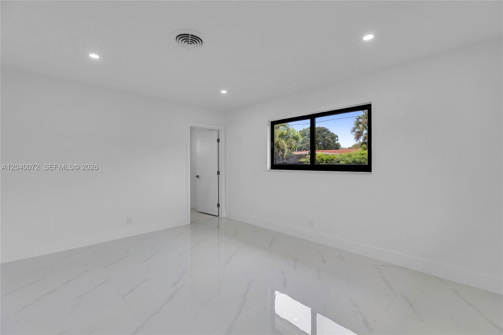 6940 6940 NW 6th St, Plantation, Florida, 33317, USA, 3 Bedrooms Bedrooms, ,2 BathroomsBathrooms,Residential,For Sale,6940 NW 6th St,A12040072