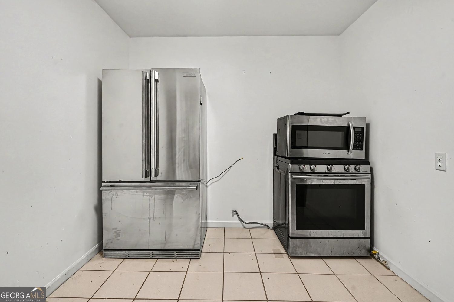 This beautifully updated home is loaded with upgrades and offers the p – image 45