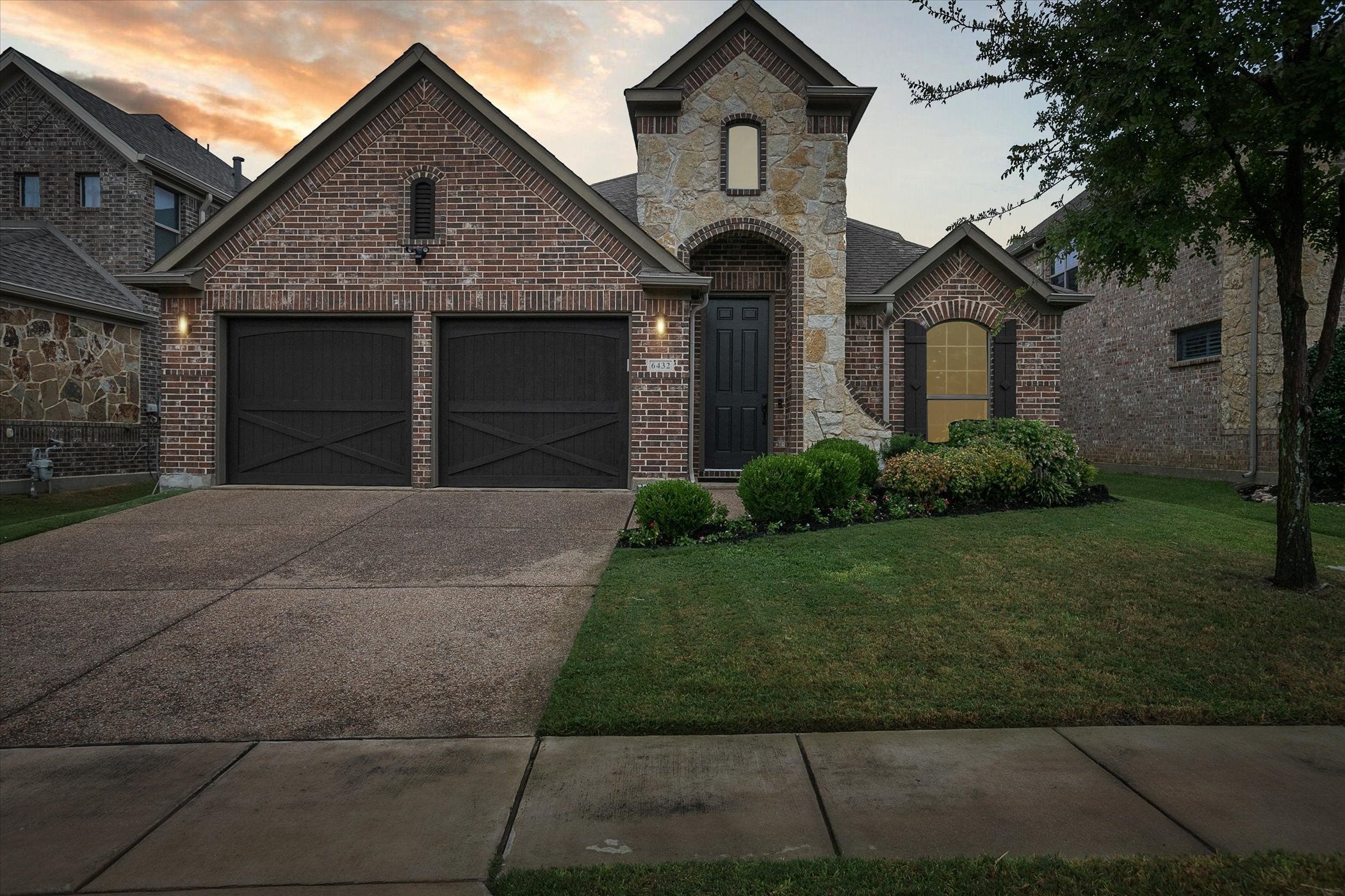 Welcome to this beautifully maintained residence in the highly sought- – image 1