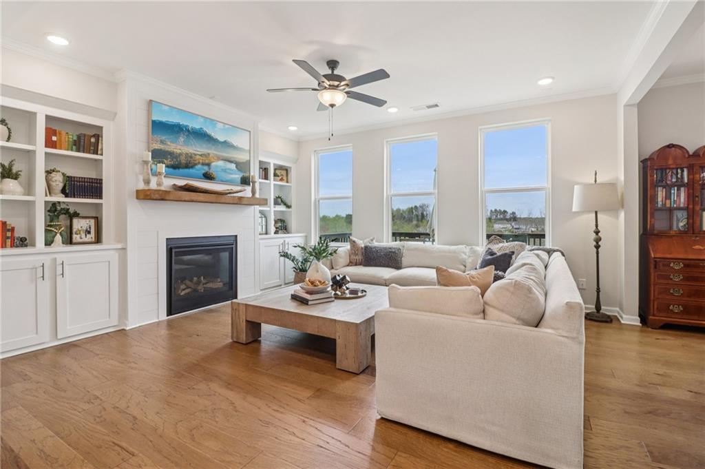 Welcome to luxury living in the heart of West Forsyth, where designer – image 15