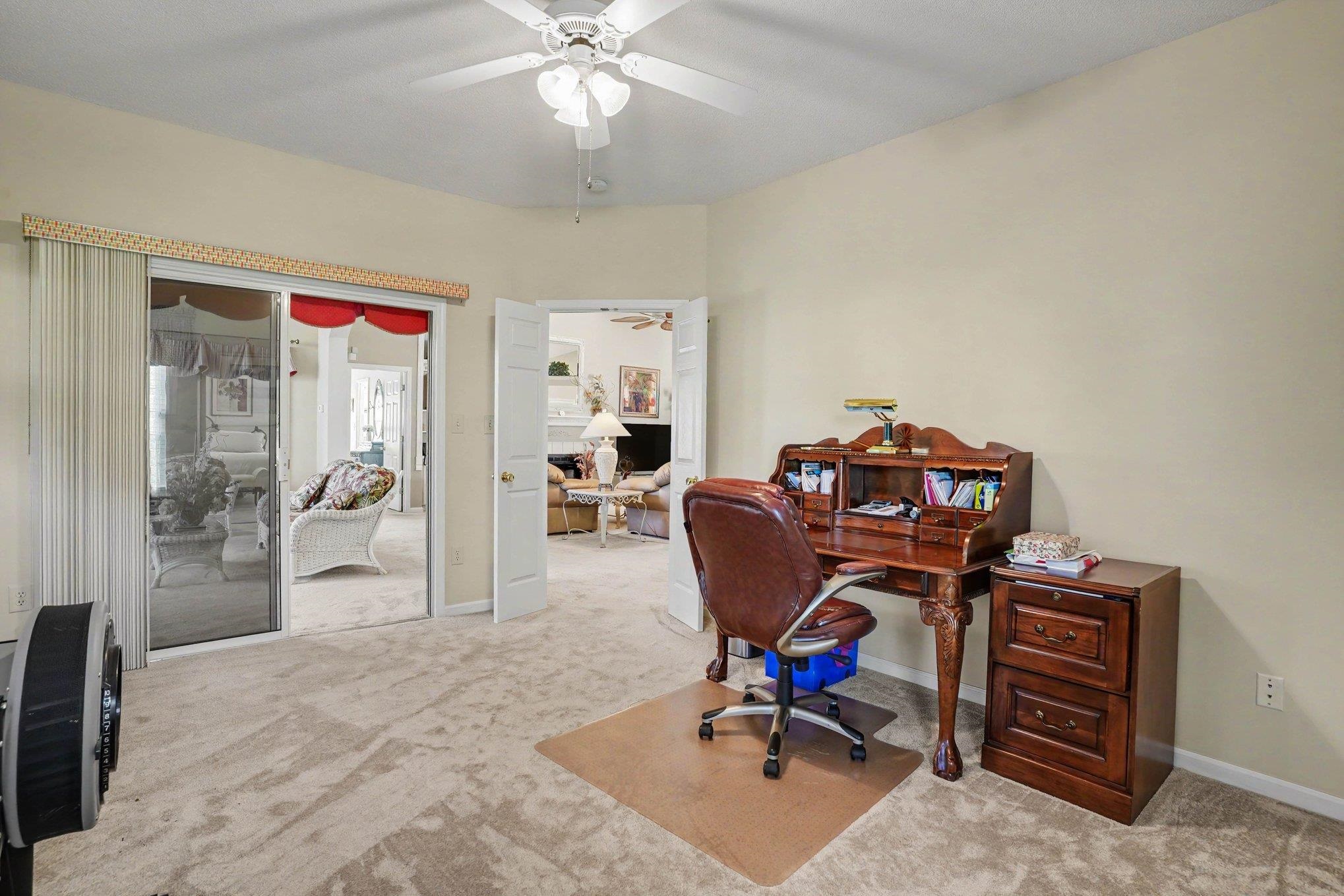 Do not miss this gorgeous updated 3 bed 2 bath single level home locat – image 19