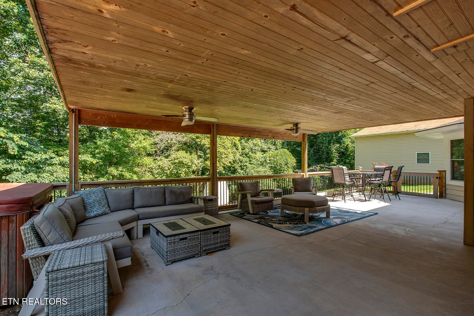 Are you looking for a wonderful home in a desired subdivision in a gre – image 50