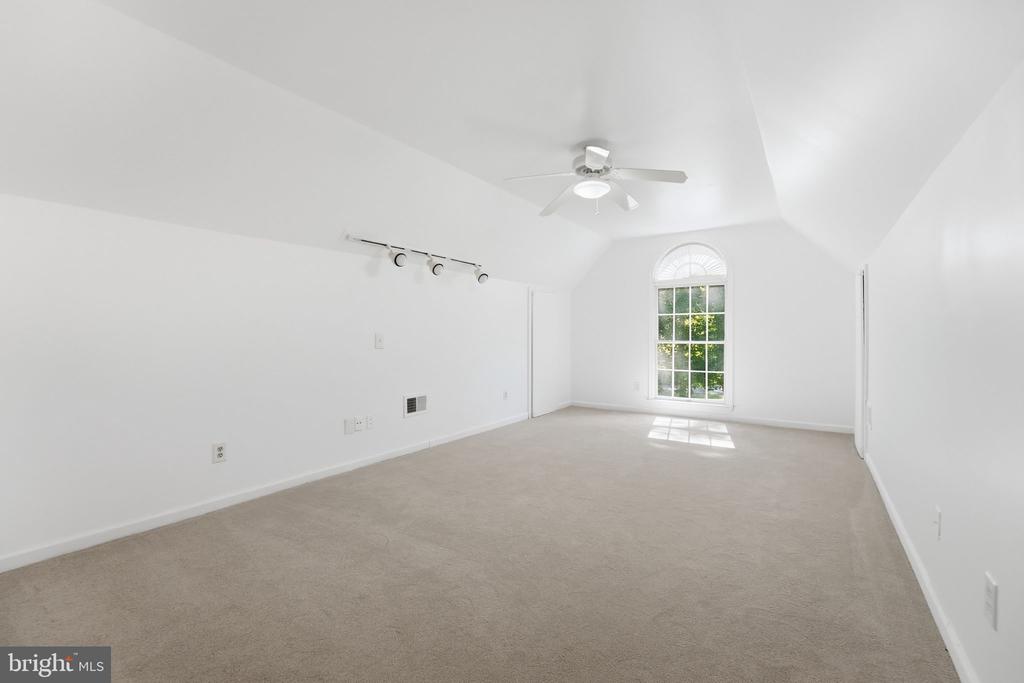 4145 4145 Running Quail Trail, Amissville, Virginia, 20106, USA, 3 Bedrooms Bedrooms, ,4 BathroomsBathrooms,Residential,For Sale,4145 Running Quail Trail,a0101371-3b9d-4316-80f8-affb95