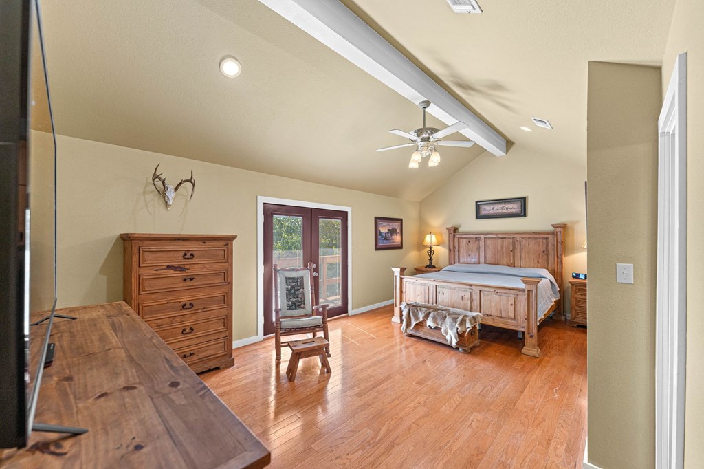 Unrestricted 3-acre property designed with homesteading & self-suffici – image 52
