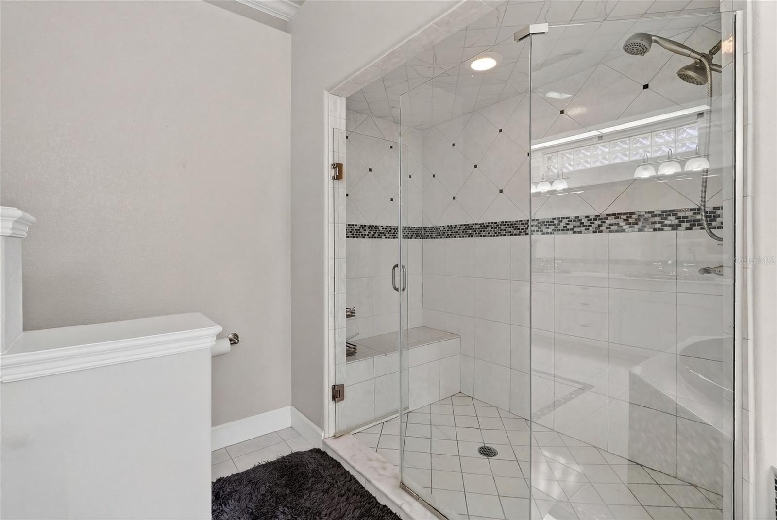 1028 1028 S LAKE MARIAM Drive, WINTER HAVEN, Florida, 33884, USA, 3 Bedrooms Bedrooms, ,3 BathroomsBathrooms,Residential,For Sale,1028 S LAKE MARIAM Drive,P4938222