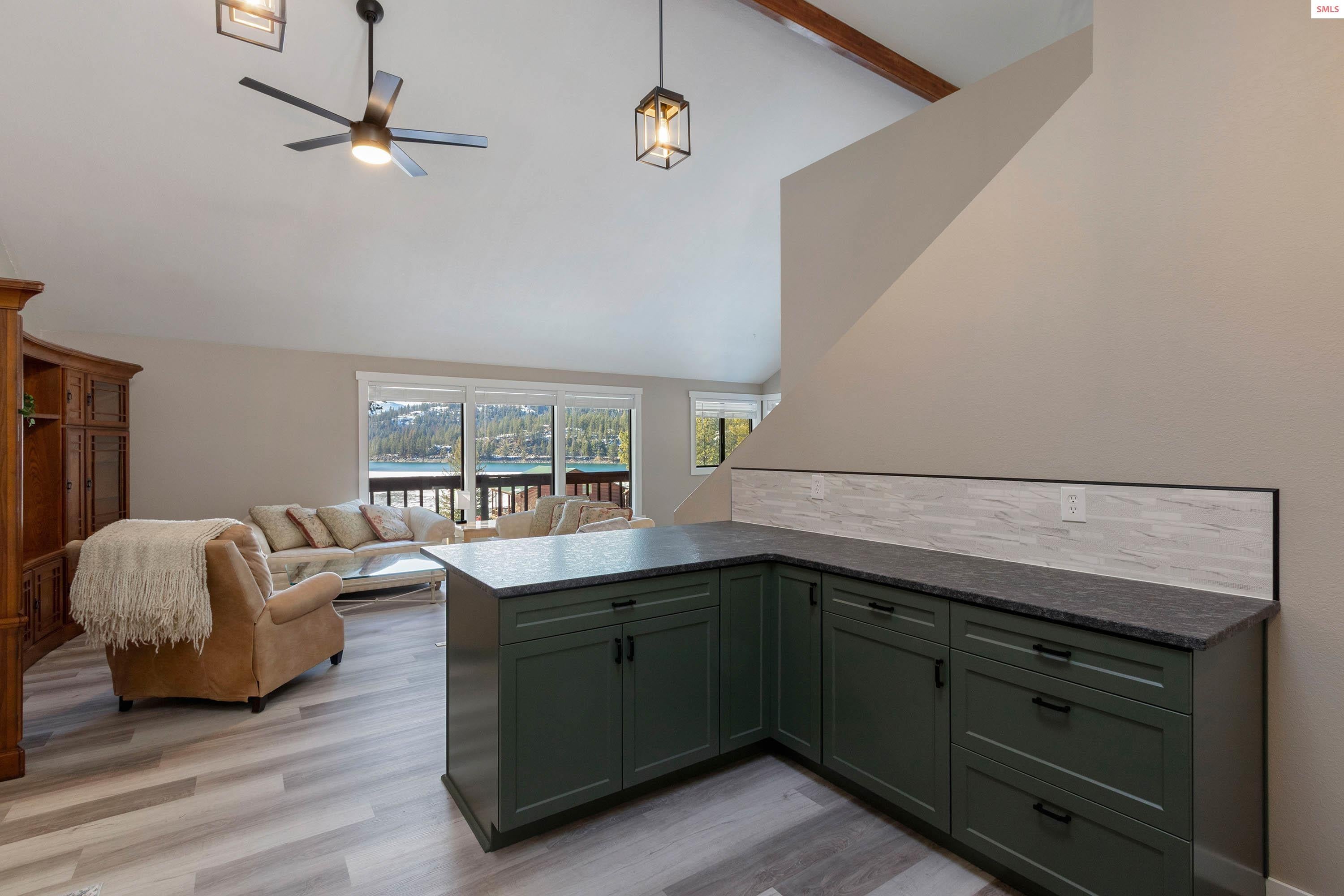SELLER MOTIVATED! Wait no longer, now is the time to strike a deal! Li – image 5