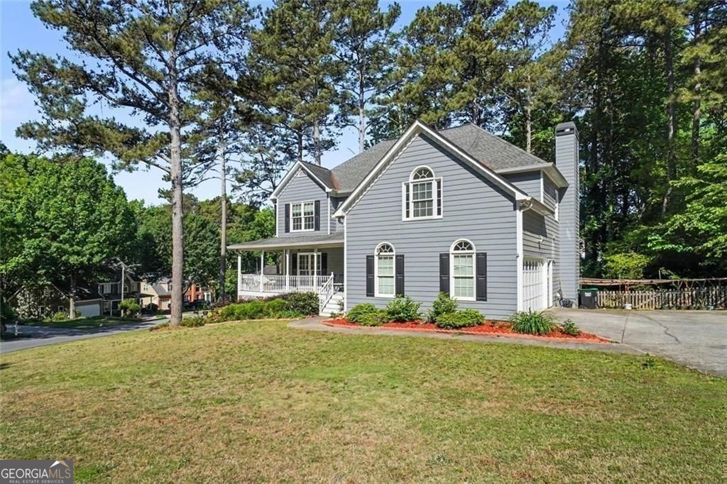 489 Broadstone Way in Brookstone III offers 7 bedrooms and 5 baths, in – image 9