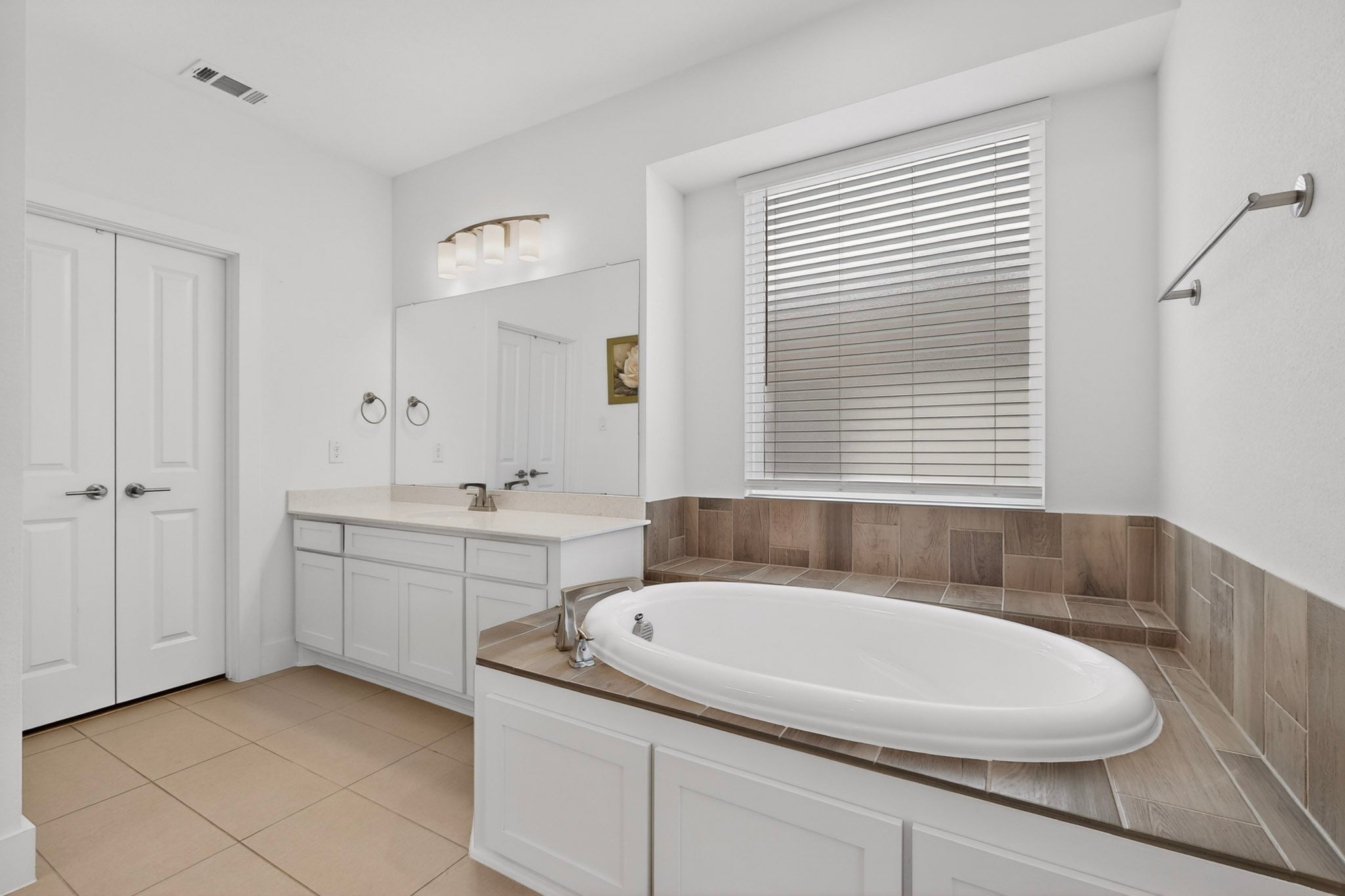 Discover the perfect blend of comfort, flexibility, and opportunity at – image 20