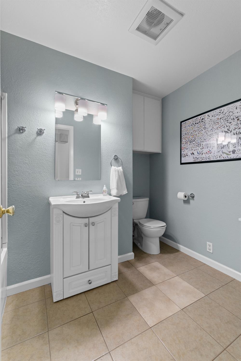 11035 11035 Lakeshore, Auburn, California, 95602, USA, 2 Bedrooms Bedrooms, ,3 BathroomsBathrooms,Residential,For Sale,11035 Lakeshore,226075539