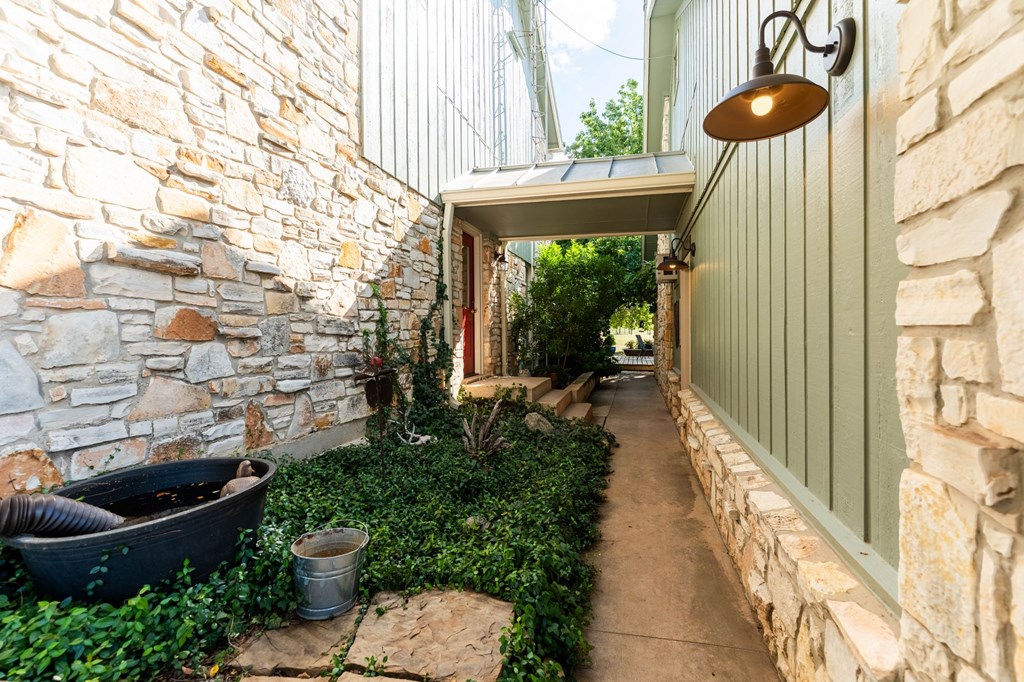 Unrestricted 3-acre property designed with homesteading & self-suffici – image 74