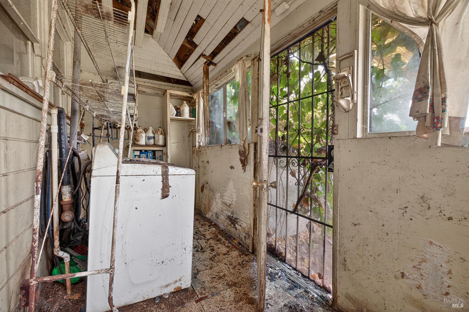 2095 2095 Goodwin Ave, Penngrove, California, 94951, USA, 2 Bedrooms Bedrooms, ,1 BathroomBathrooms,Residential,For Sale,2095 Goodwin Ave,326054176