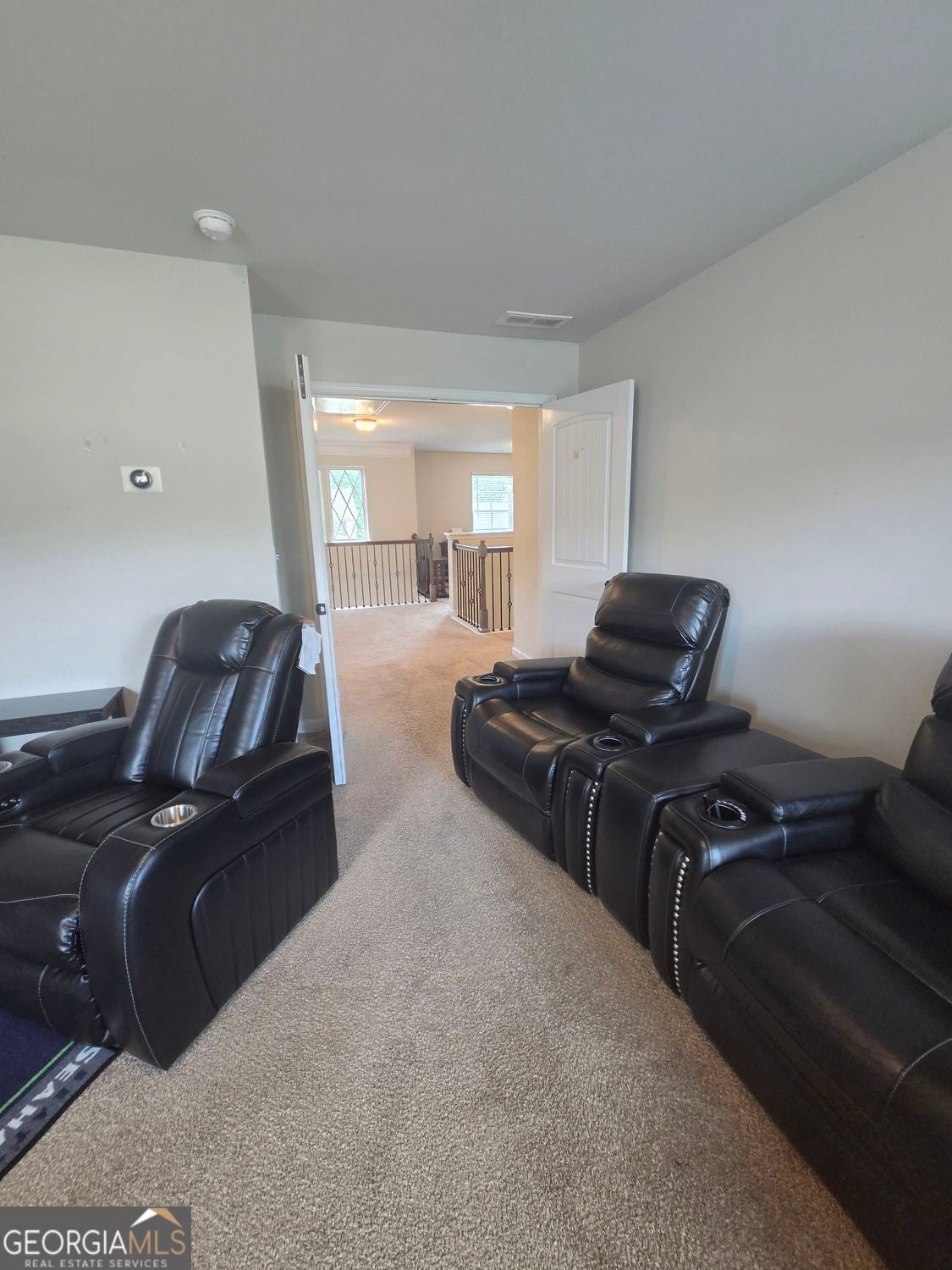 MOTIVATED SELLER/Excuse the packing up activity/Updated pictures comin – image 30