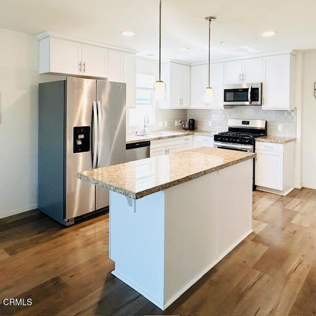 4045 4045 Aurora Way, Piru, California, 93040, USA, 3 Bedrooms Bedrooms, ,3 BathroomsBathrooms,Residential,For Sale,4045 Aurora Way,V1-35073